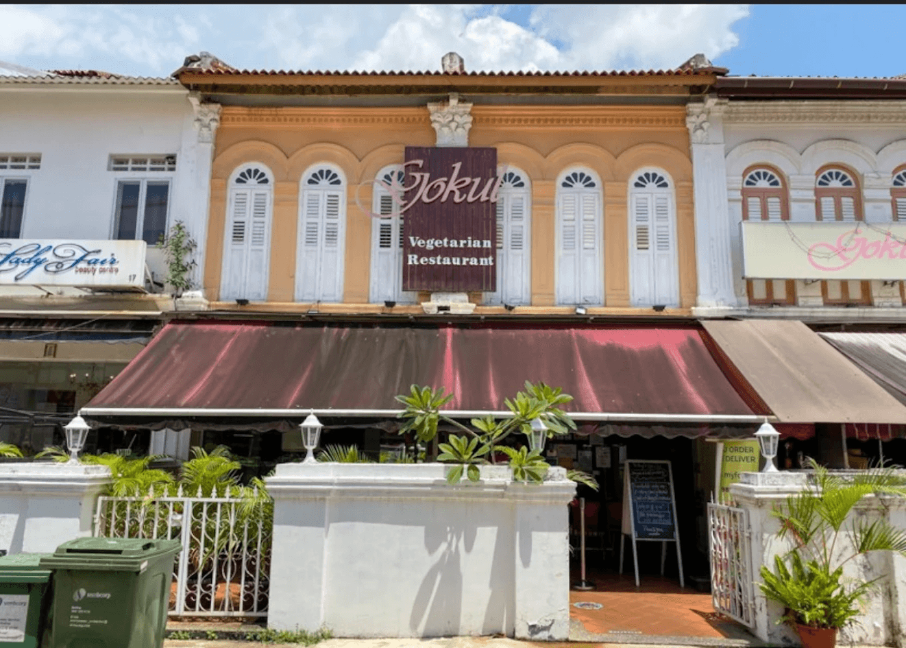 Where to Eat Jain Food in Singapore: Pure Veg Picks Loved by Indian Travelers